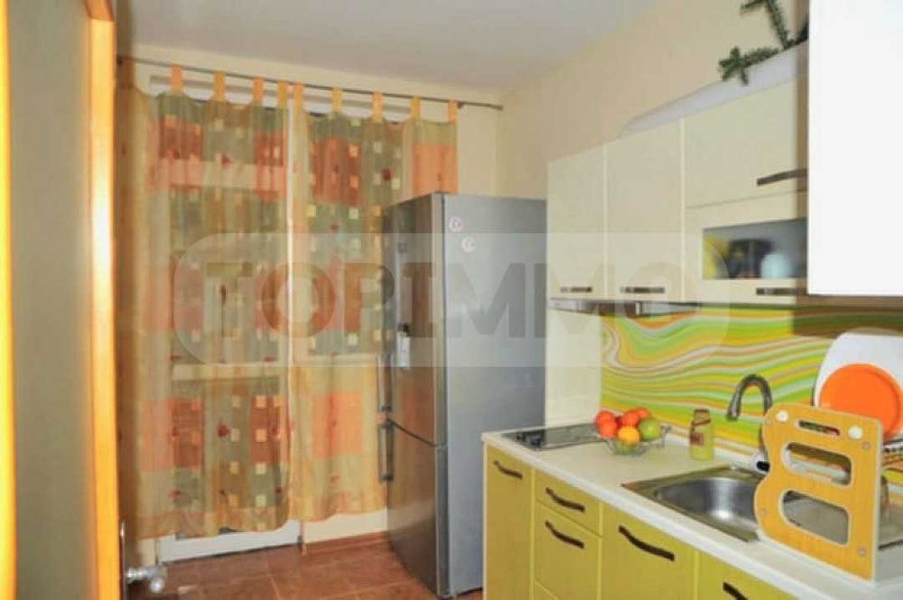 Продава се Тристаен апартамент в Варна, Зимно кино Тракия - 96 кв.м за 1875 €/кв.м - Снимка #2