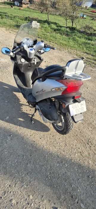 Vând kymco 125cc