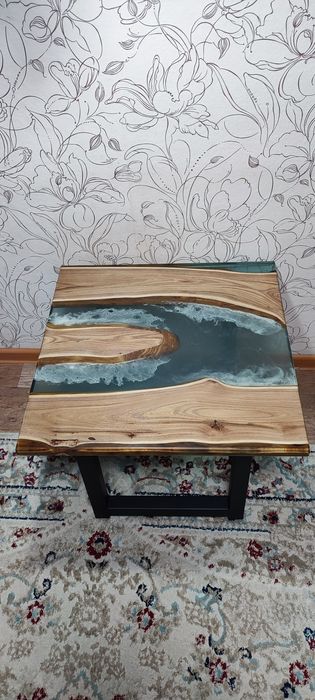 Продам эпоксидные столы