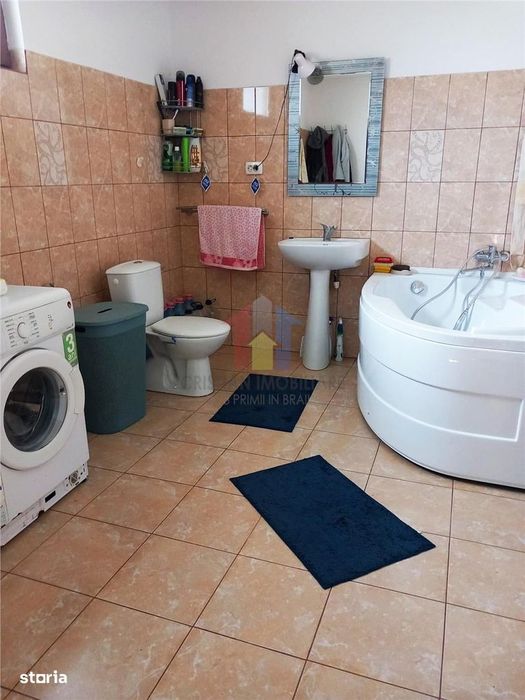 Casa Pretabila 2 familii, teren 1046 mp, toate utilitatile, Cazasu