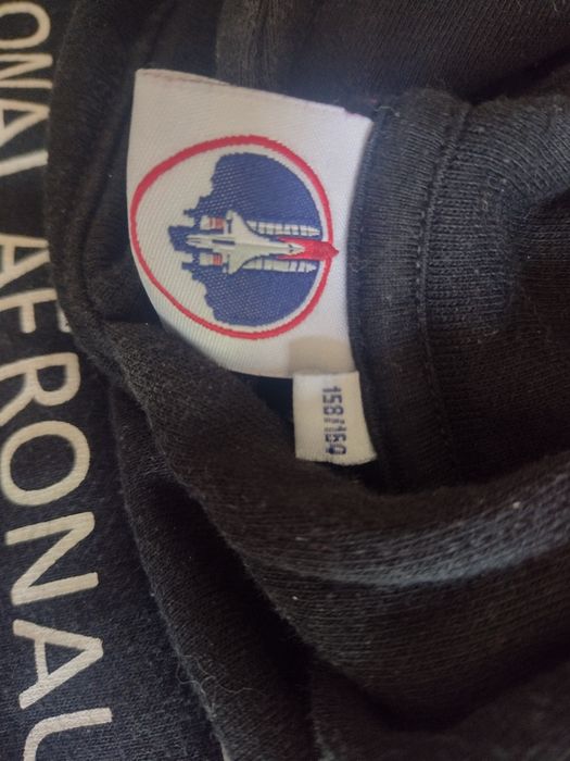 Суичър за тийнейджър