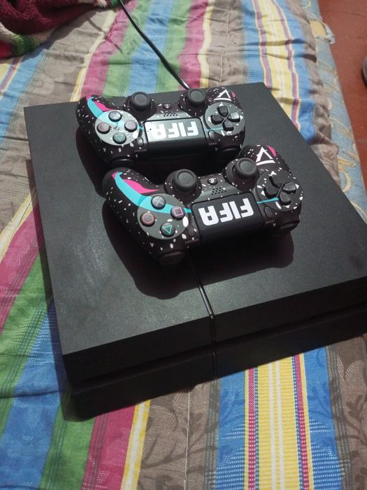 PS4 500gb 2 ta yangi pulti bn