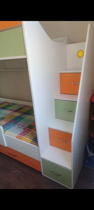 Детская кровать двухъярусная