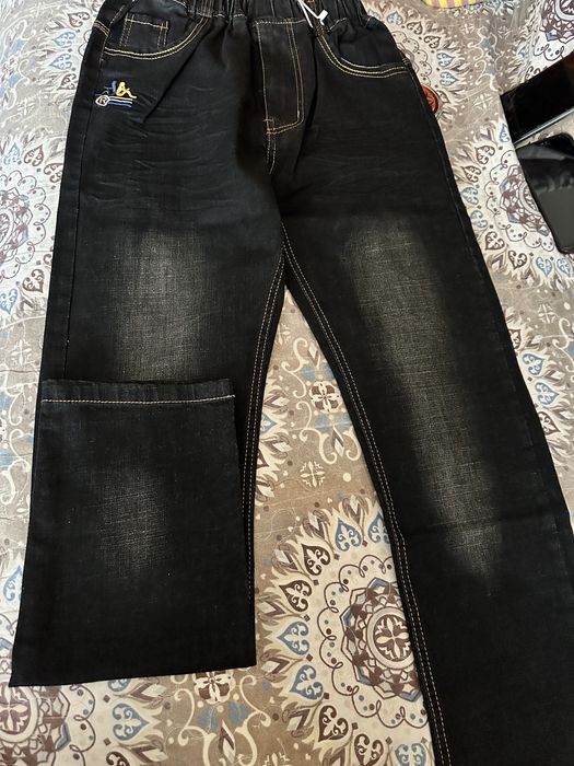 Джинсы (новые)