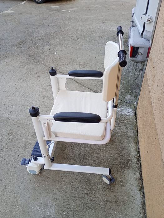 Scaun handicap ajutator