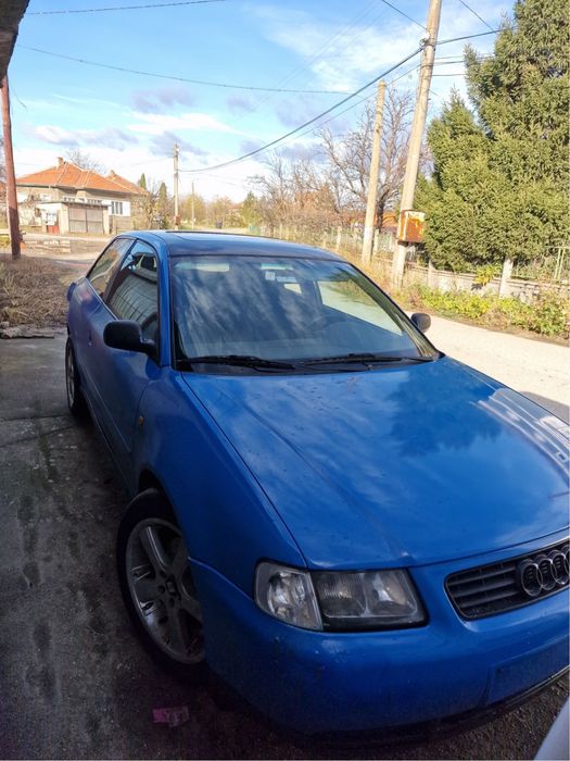 Ауди а3 1.8 само на части