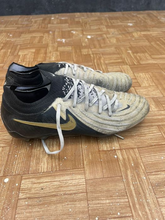 Бутсы Nike Phantom