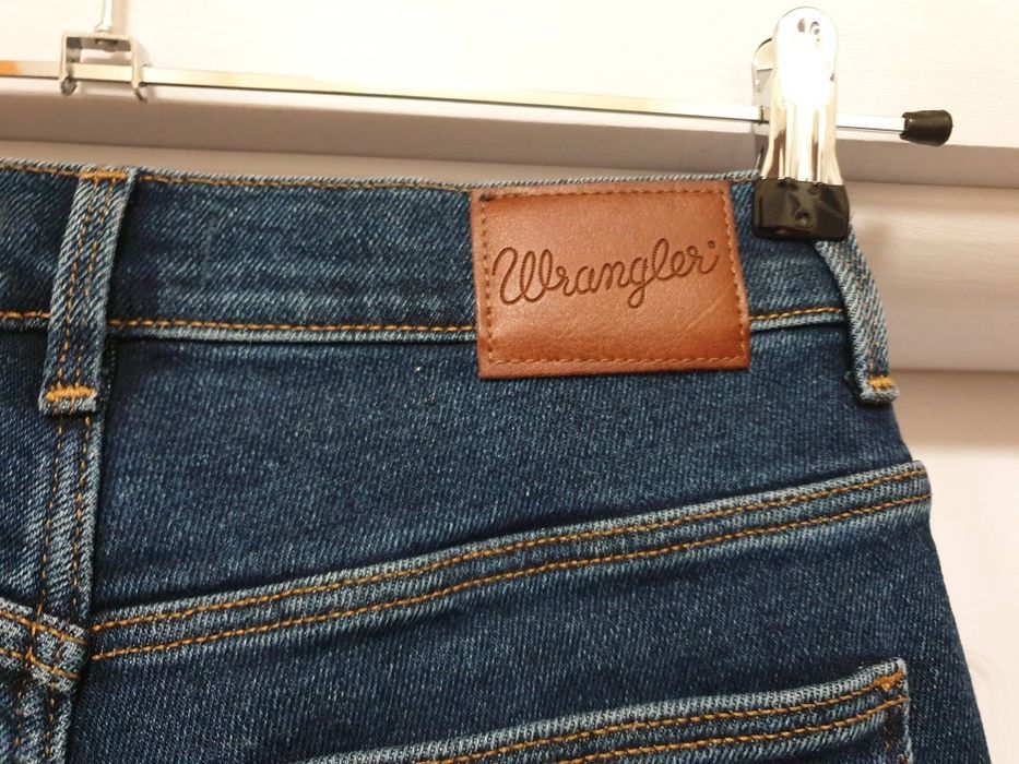 . Нови.  Дамски оригинални  дънки.  Wrangler HIGH  RISE SKINNY.