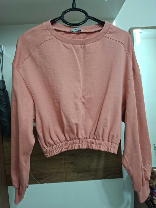 Дамска блузка трикотаж.