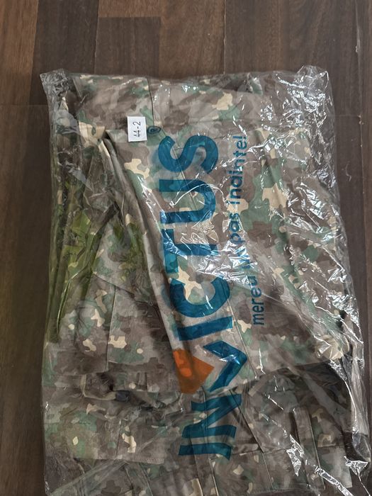 Tinuta militara 2x pantaloni si veston