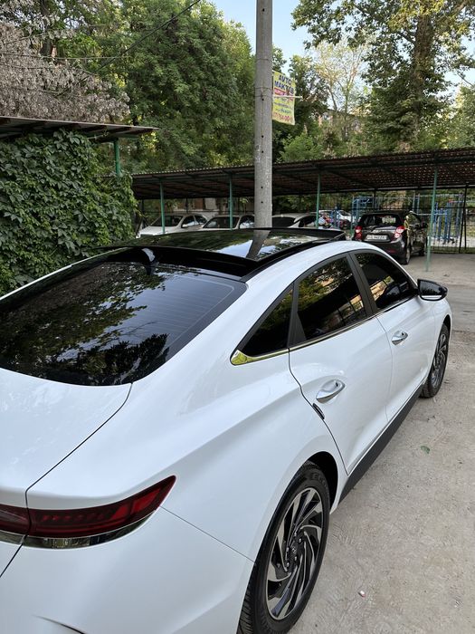 Электромобиль Hyundai lafesta vozmojen obmen na malibu premier