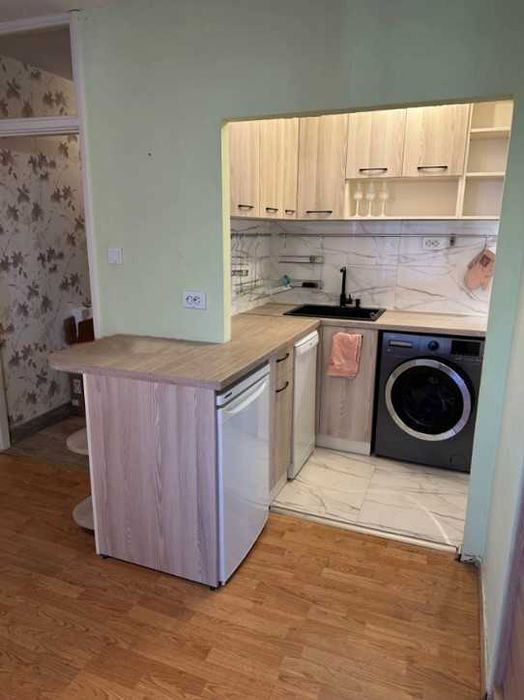 Дава се под наем Едностаен апартамент в София, Люлин 4 - 30 кв.м за 382.5 € - Снимка #1