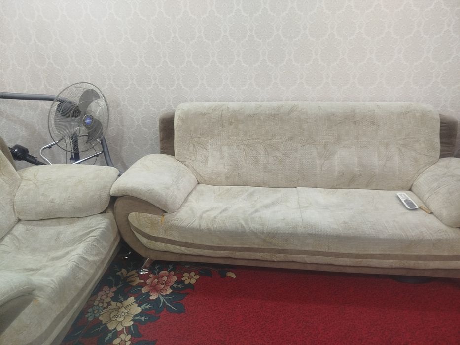 Mehmonxona uchun mebel