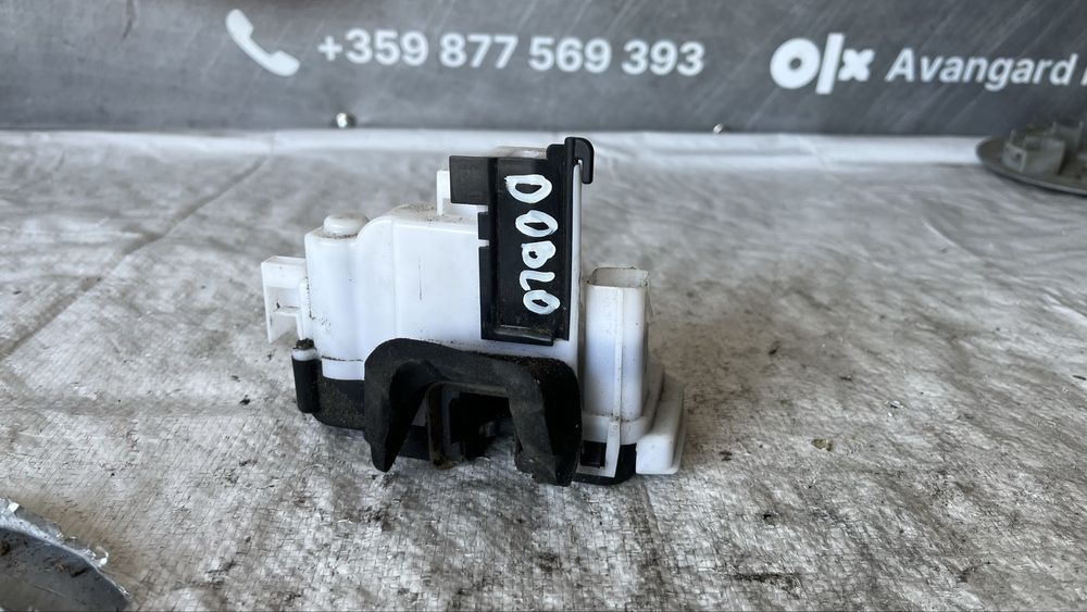 Fiat Doblo Cargo брава за дясна плъзгаща се врата