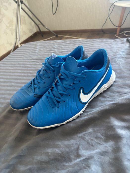 Футболни обувки Nike, 42,5.
