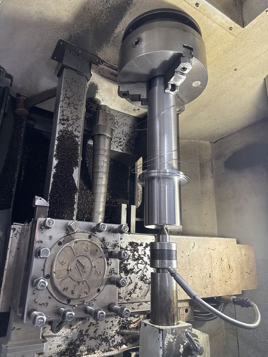 Токарный станок с ЧПУ