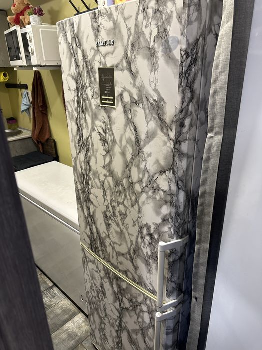 Продам холодильник Sansung