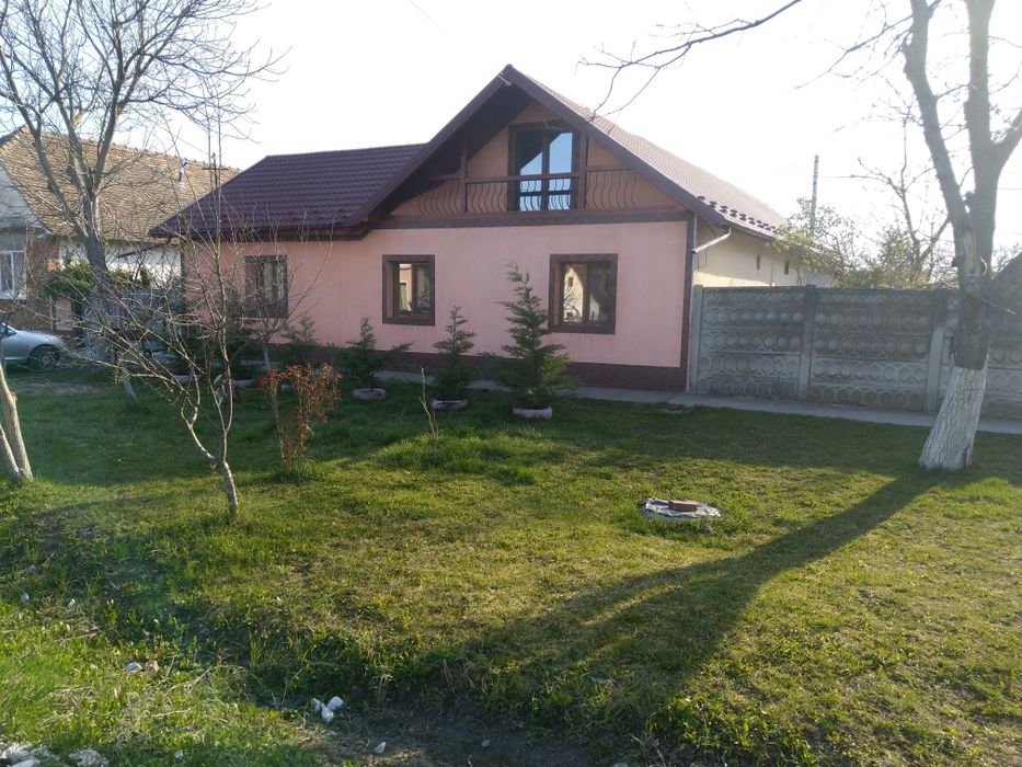 Casa de închiriat!!