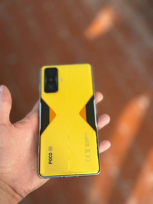 poco f4 gt  sotiladi sotildi