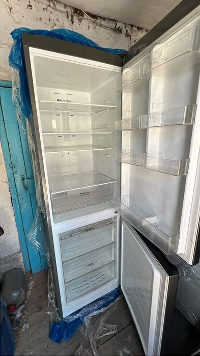 Продам холодильник состояние хорошее