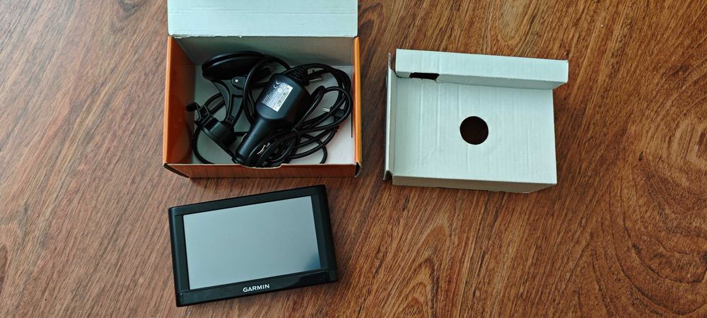 Навигация Garmin nuvi56lm