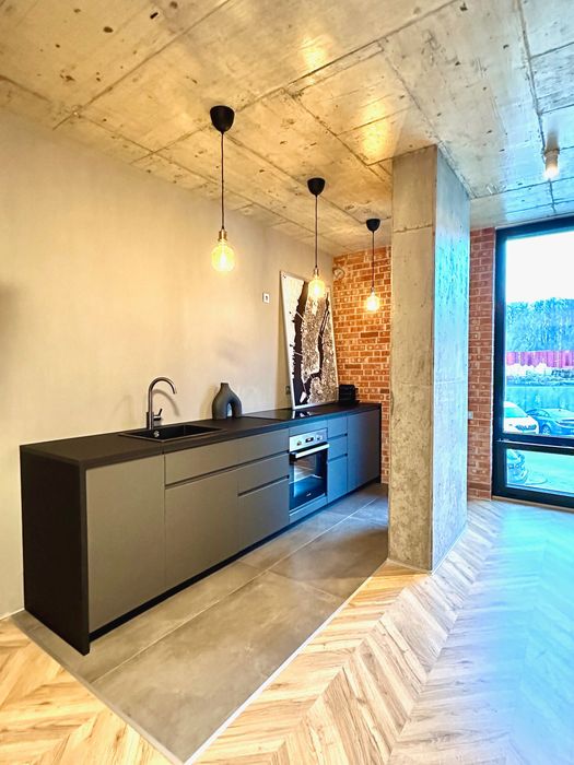 Apartament 2 camere nou, mobilat, design loft, loc de parcare demisol