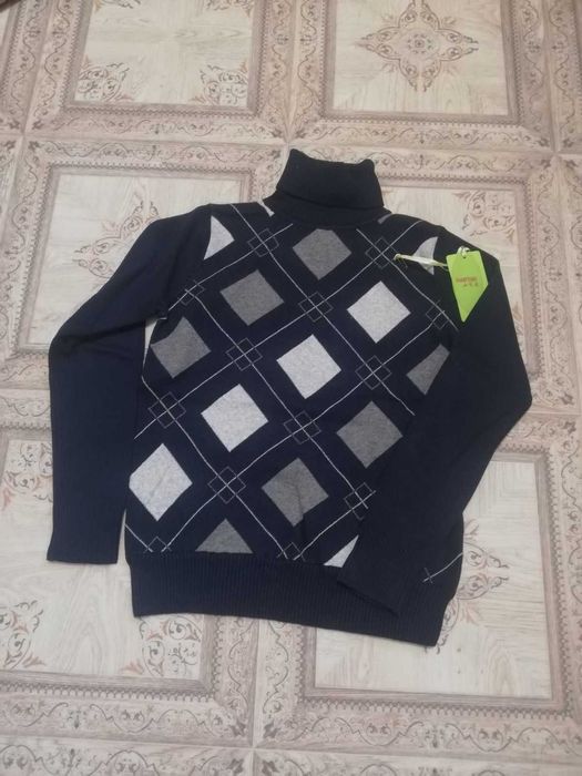 Водолазка яркая мальчику