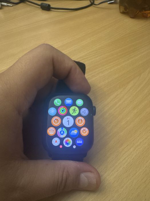 Смарт-часы Apple Watch Series 7 45 мм