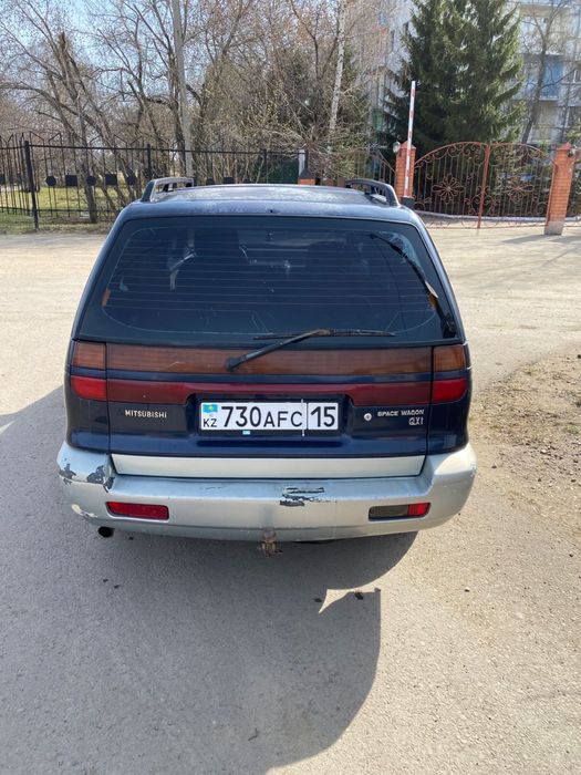 Продам mitsubishi space wagon