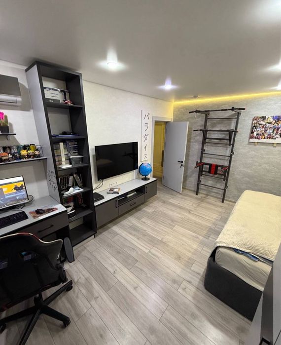 Продается квартира 3х комнатная,Цум,110 школа,78м2