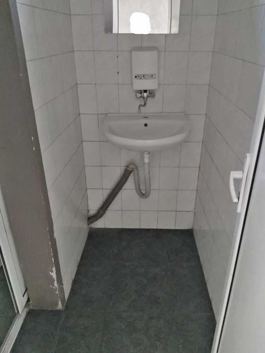 Дава се под наем Магазин в Пловдив, Каменица 2 - 86 кв.м за 698.19 € - Снимка #6