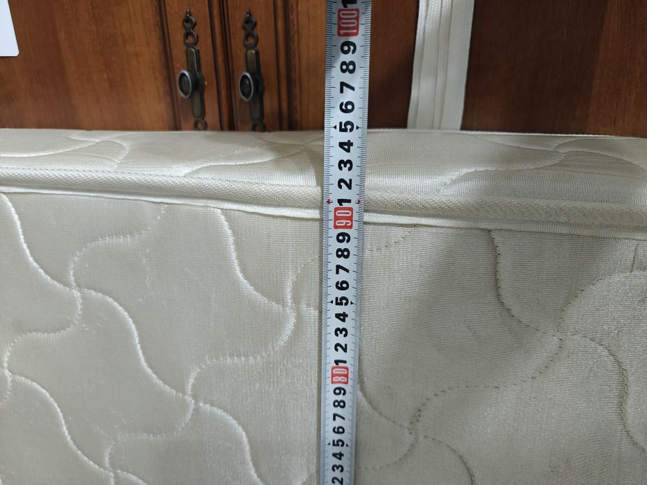 Продам Матрас 90х200см
