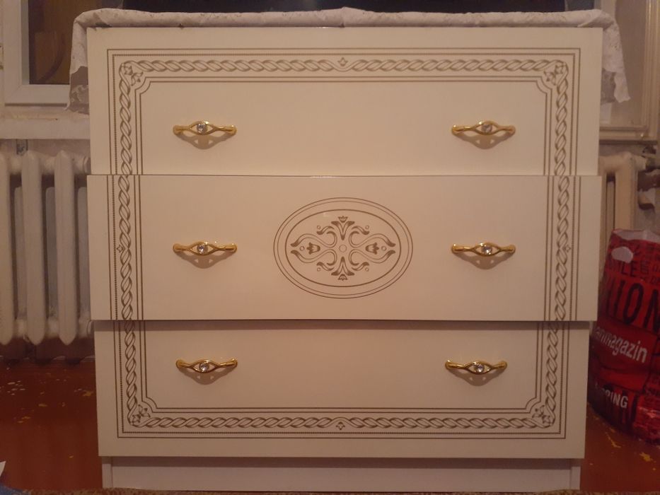 Спальный гарнитур