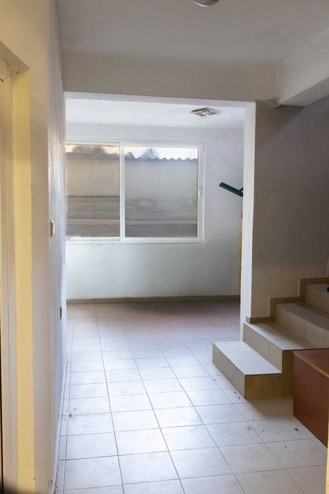 Продава се Магазин в Петрич - 498 кв.м за 541 €/кв.м - Снимка #2