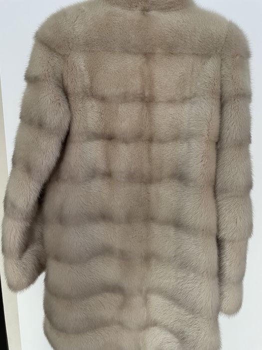 Продам норковую шубку