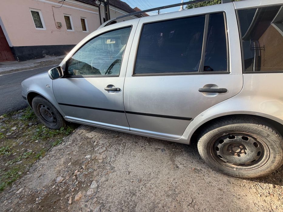 De vanzare pentru mai multe detalii lasati mesaj