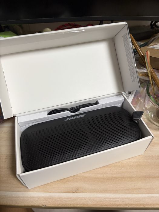 BOSE Soundlink FLEX тонколона нова без забележка босе