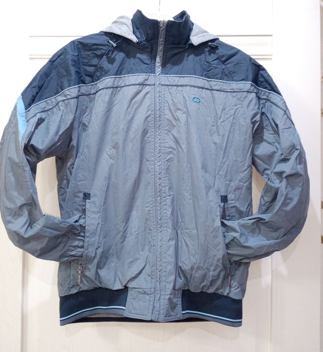 Мужская  куртка .