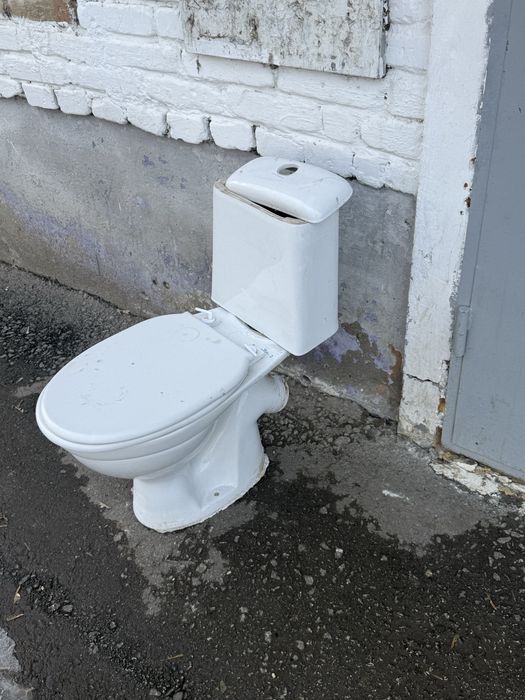 Унитаз для строителей…Бесплатно.