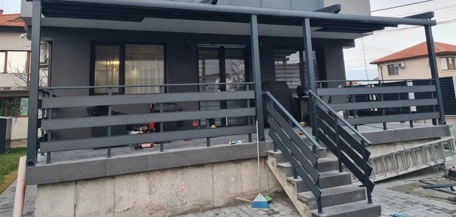 Иноксови парапети