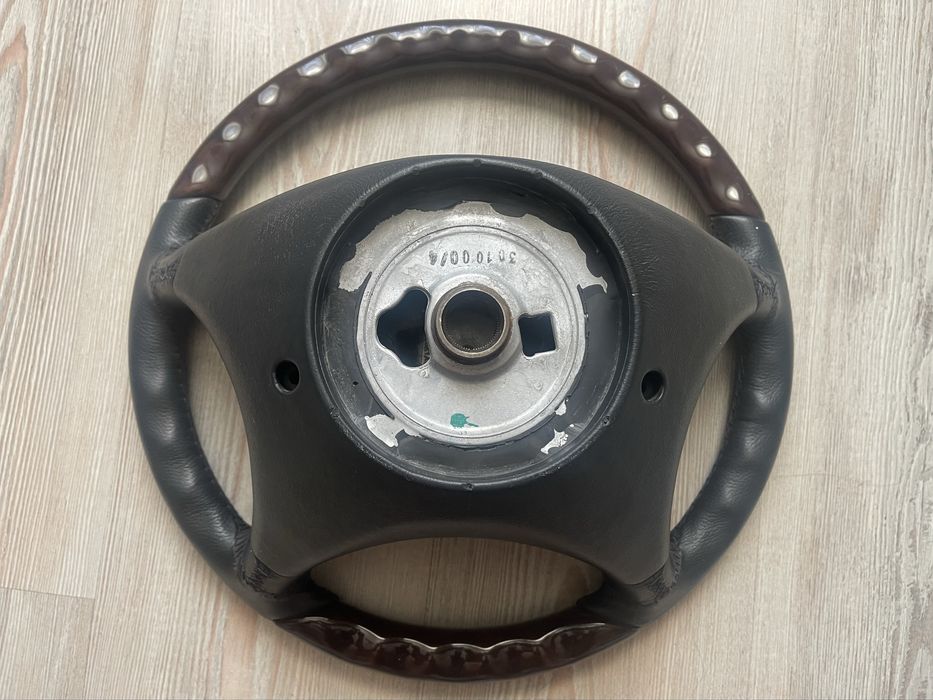 Руль мерседес W 220