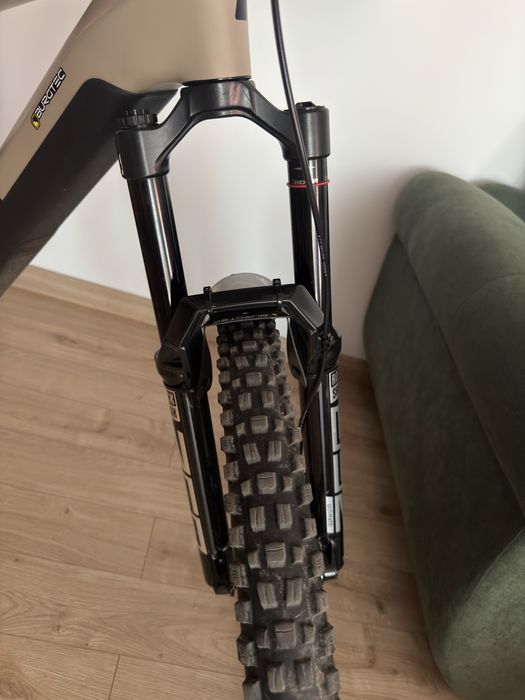 Rockshox Zeb Ultimate/schimb fox 38 kashima