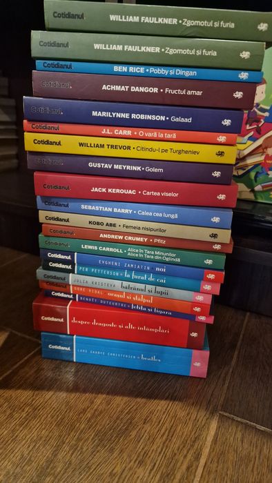 Colectia Cotidianul COMPLETĂ 131 volume – stare EXCELENTĂ – set integral