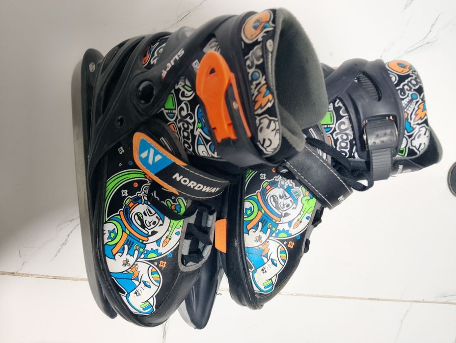 Продам коньки б/у