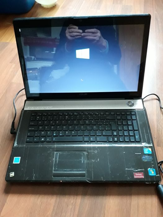 Vând laptop ASUS model N71Jq