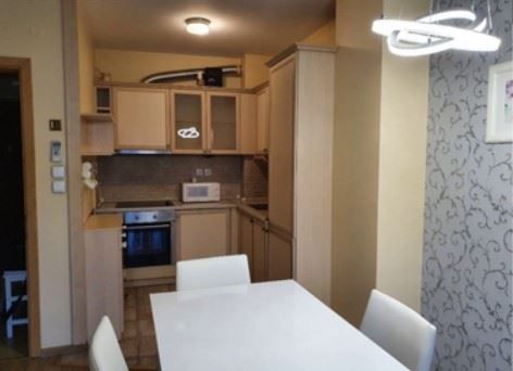 Дава се под наем Двустаен апартамент в София, Витоша - 68 кв.м за 712.98 € - Снимка #2