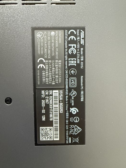 Asus X515 JA - i7 / 16 gb / 512 gb