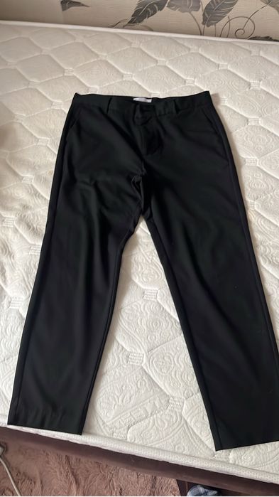 продам  черные брюки школьные