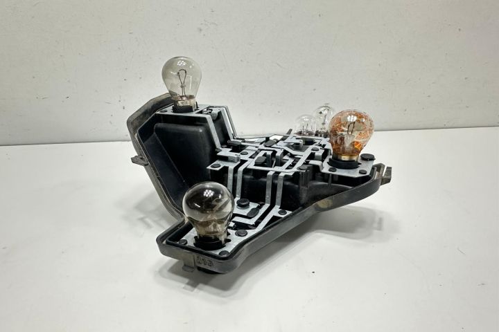 Soclu stanga 1t0945257d Volkswagen VW Touran prima generatie