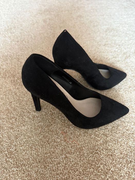 Женские туфли 35.